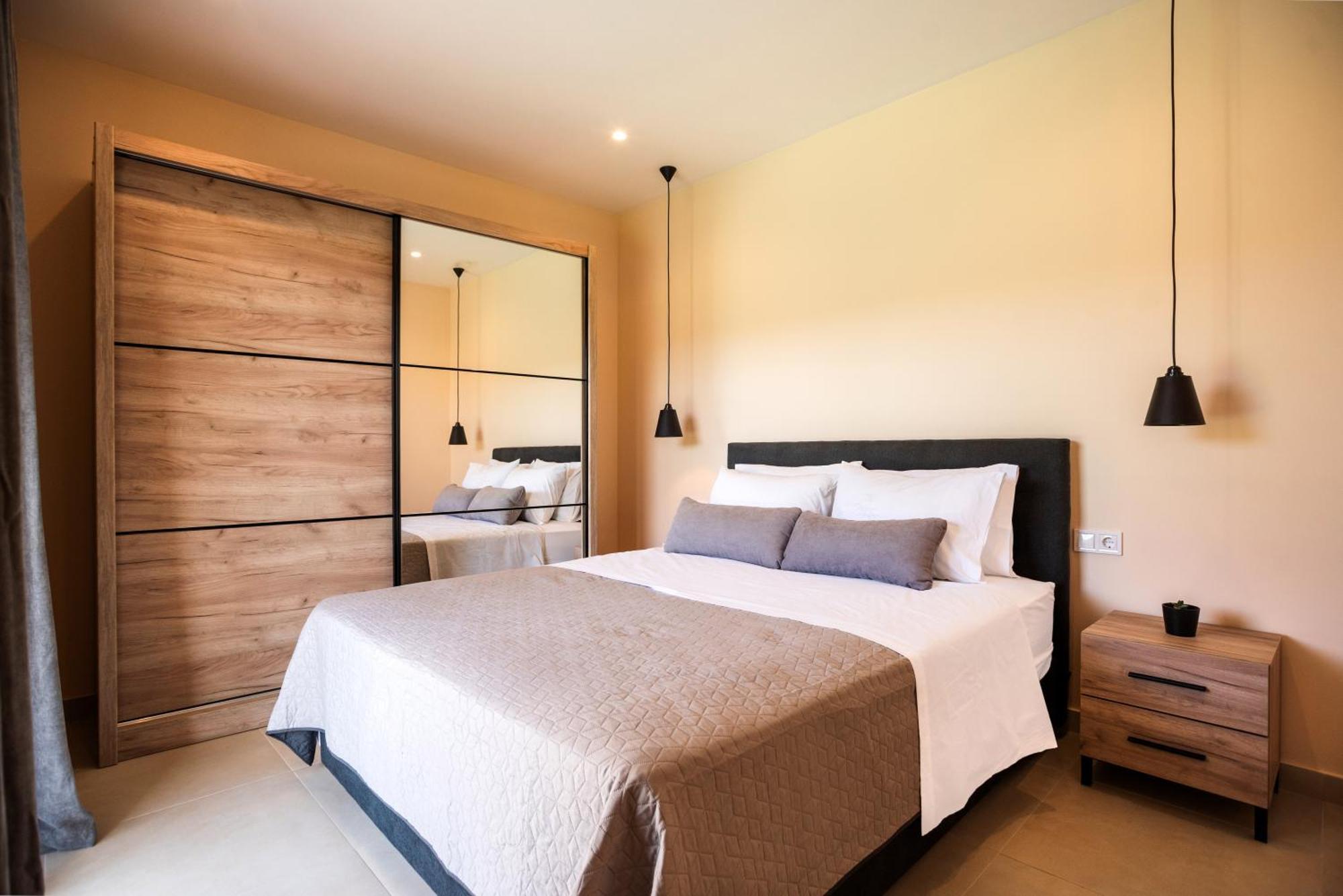 Kogevinas Hill Luxurious *